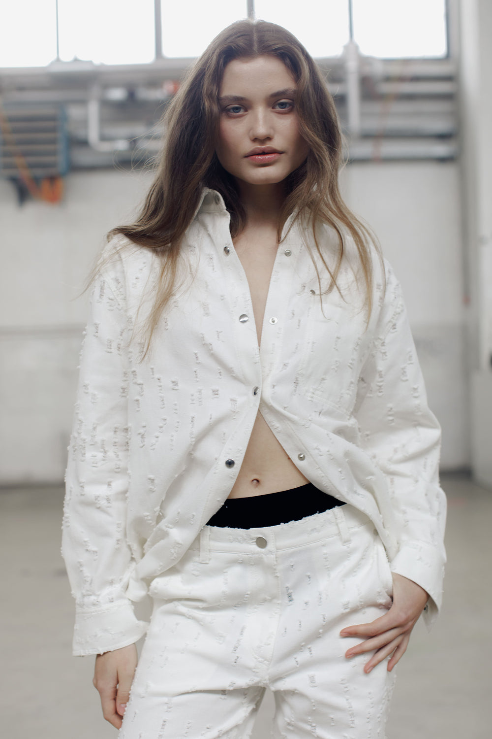Loose-Fit-Jeans in weiß