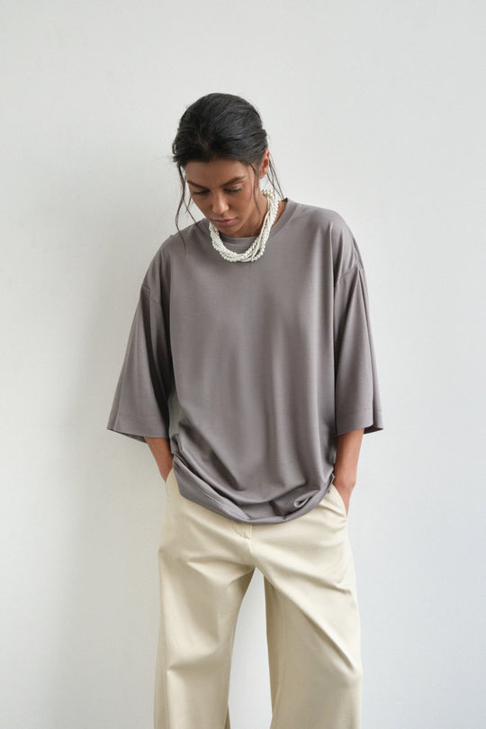 Oversize-T-Shirt in Grau