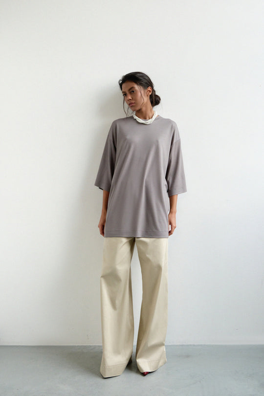 Oversize-T-Shirt in Grau